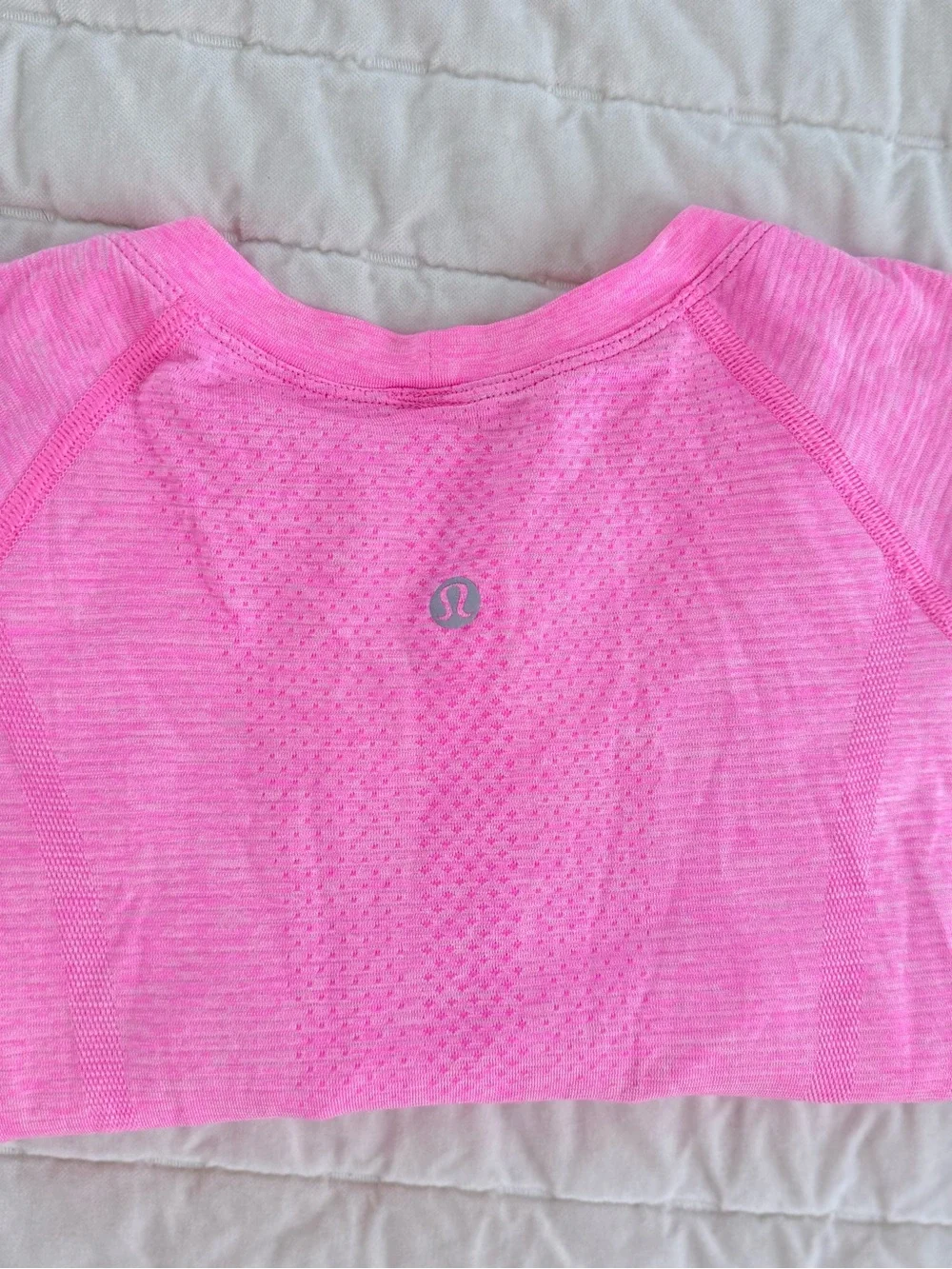 lululemon athletica lightweight performance